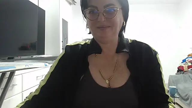 Amandamuller1982 online show from 11, 11, 2025