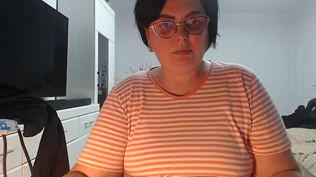 Amandamuller1982 online show from 1, 4, 2026