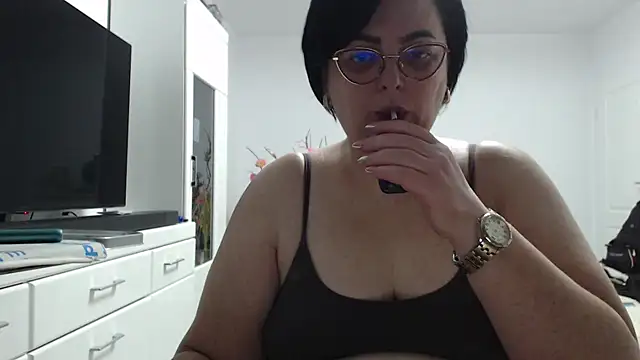 Amandamuller1982 online show from 12, 2, 2026