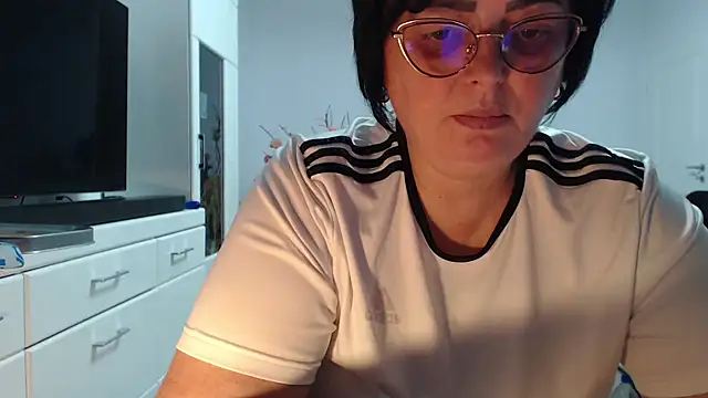 Amandamuller1982 online show from 15, 2, 2026