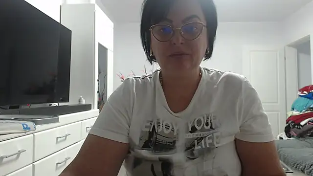 Amandamuller1982 online show from 20, 9, 2025