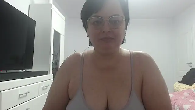 Amandamuller1982 online show from 28, 2, 2025