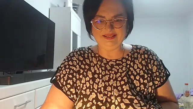 Snapshot of Amandamuller1982 chatting on 6, 6, 2026 Amandamuller1982 online show from 6, 6, 2026