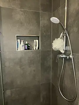 AdelinaAlia online show from 4, 12, 2025