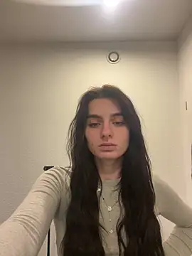 Snapshot of AdelinaAlia chatting on 13, 5, 2026 AdelinaAlia online show from 13, 5, 2026