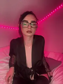 Snapshot of AdelinaAlia chatting on 14, 10, 2025 AdelinaAlia online show from 14, 10, 2025