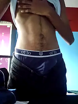 Snapshot of Luffyslim chatting on 4, 12, 2024 Luffyslim online show from 4, 12, 2024