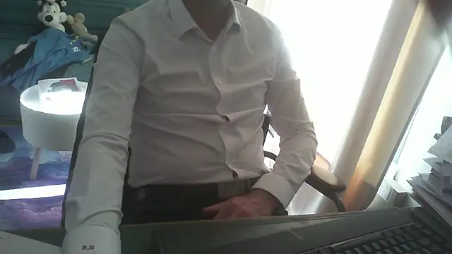 shyfrenchcock1 online show from 3, 11, 2025