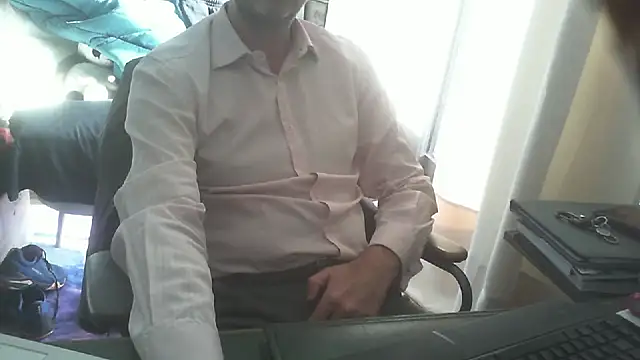 shyfrenchcock1 online show from 28, 11, 2025