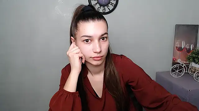 KarolinaRosse  online show from 3, 3, 2025