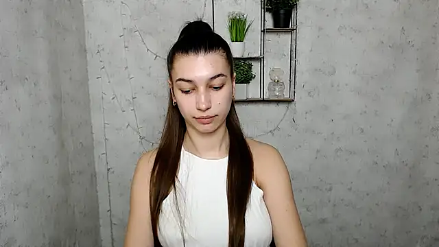 KarolinaRosse  online show from 21, 3, 2025