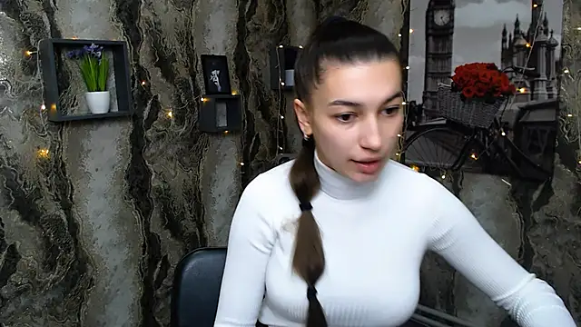 KarolinaRosse  online show from 21, 2, 2025