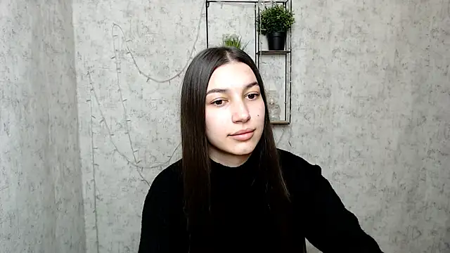 KarolinaRosse  online show from 14, 3, 2025