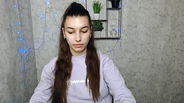 KarolinaRosse  online show from 27, 2, 2025