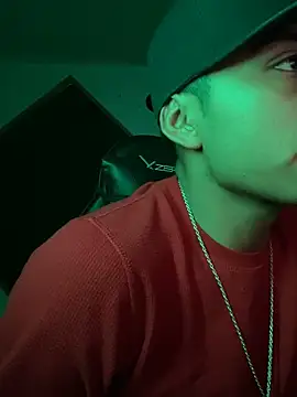 Snapshot of SkinnyHot444 chatting on 17, 12, 2024 SkinnyHot444 online show from 17, 12, 2024