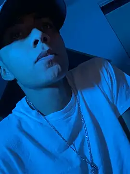 Snapshot of SkinnyHot444 chatting on 20, 3, 2025 SkinnyHot444 online show from 20, 3, 2025