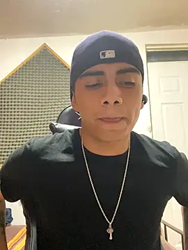 Snapshot of SkinnyHot444 chatting on 22, 10, 2025 SkinnyHot444 online show from 22, 10, 2025