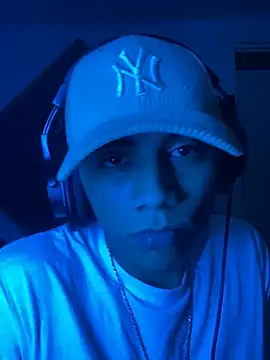 Snapshot of SkinnyHot444 chatting on 19, 1, 2025 SkinnyHot444 online show from 19, 1, 2025