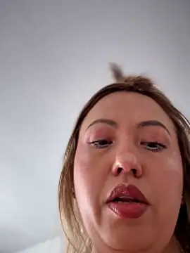 VIOLETA-25  online show from 21, 4, 2026