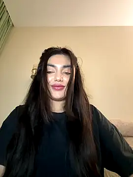 Snapshot of Sweet_Khalifa_ chatting on 6, 11, 2025 Sweet Khalifa online show from 6, 11, 2025