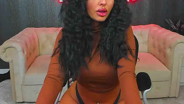 anemarieejolie online show from 18, 2, 2025