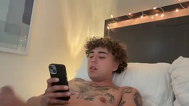 Youngjoshy online show from 22, 12, 2024