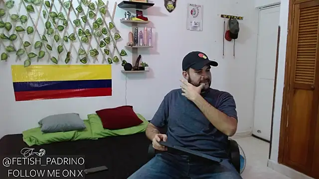fetish padrino online show from 24, 2, 2025