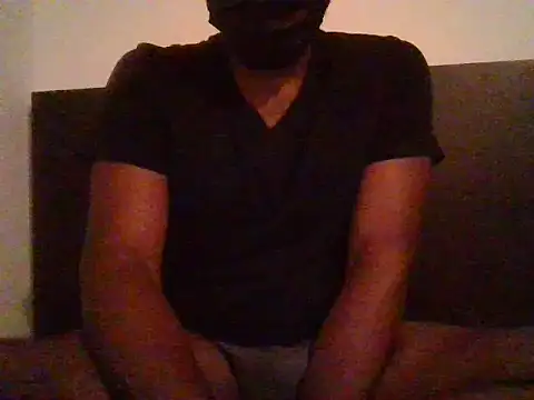 justinme00o7 online show from 13, 7, 2026