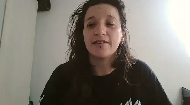 Snapshot of hanamy_joha chatting on 2, 1, 2025 hanamy joha online show from 2, 1, 2025
