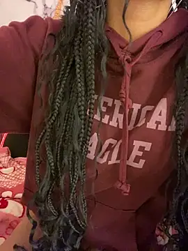 bonnie 18x online show from 24, 11, 2025