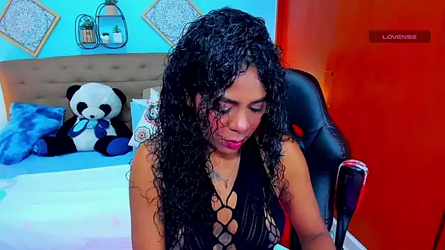 Snapshot of Edelaine_rogers chatting on 24, 5, 2026 Edelaine rogers online show from 24, 5, 2026