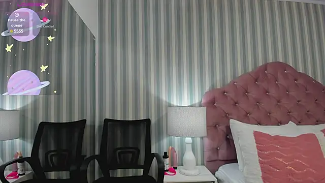 HazelMoret online show from 4, 3, 2025