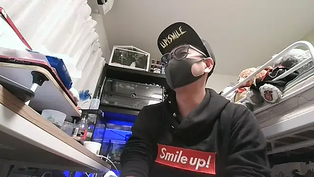 Snapshot of Owl1216 chatting on 28, 12, 2024 Owl1216 online show from 28, 12, 2024