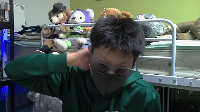 Snapshot of Owl1216 chatting on 12, 1, 2025 Owl1216 online show from 12, 1, 2025