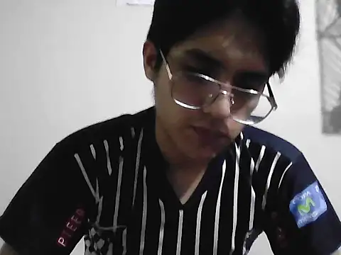 Snapshot of HardDick2 chatting on 7, 5, 2026 HardDick2 online show from 7, 5, 2026