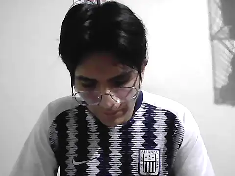 Snapshot of HardDick2 chatting on 13, 5, 2026 HardDick2 online show from 13, 5, 2026