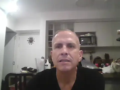 Diegoperrote682661 online show from 26, 11, 2025
