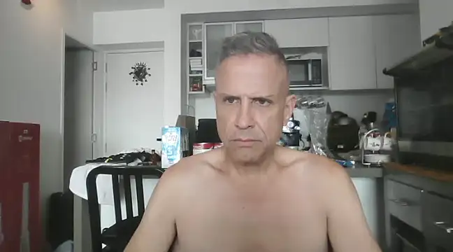 Diegoperrote682661 online show from 31, 12, 2024