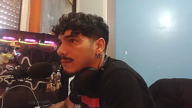 Badboyi1997 online show from 6, 2, 2026