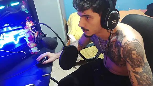 Badboyi1997 online show from 24, 10, 2025