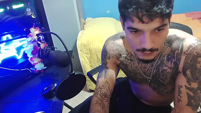 Badboyi1997 online show from 25, 10, 2025