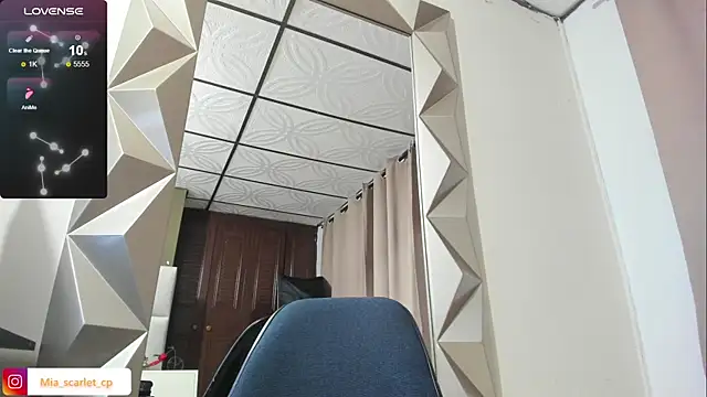 Mia scarlet69 online show from 24, 2, 2026