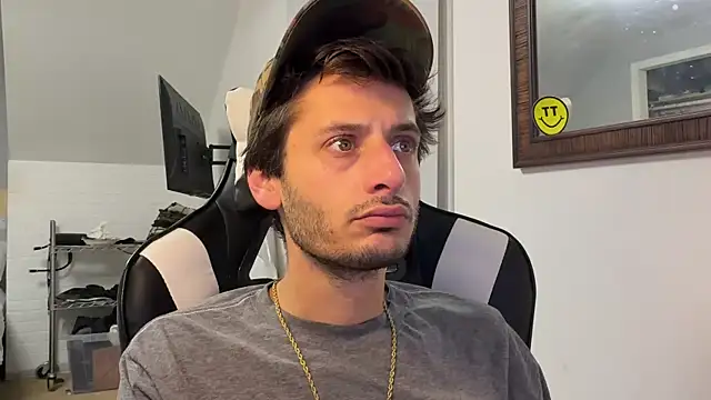 Snapshot of Dylansd chatting on 24, 12, 2024 Dylansd online show from 24, 12, 2024