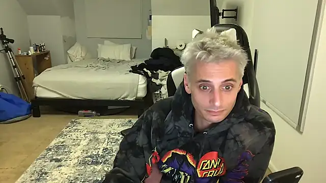 Snapshot of Dylansd chatting on 29, 12, 2024 Dylansd online show from 29, 12, 2024