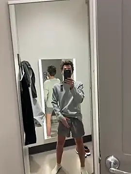 Snapshot of Dylansd chatting on 23, 12, 2024 Dylansd online show from 23, 12, 2024