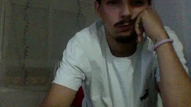 Snapshot of fonsi05 chatting on 9, 7, 2026 fonsi05 online show from 9, 7, 2026