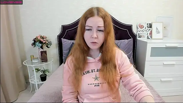 BettyBloom69 online show from 20, 2, 2025