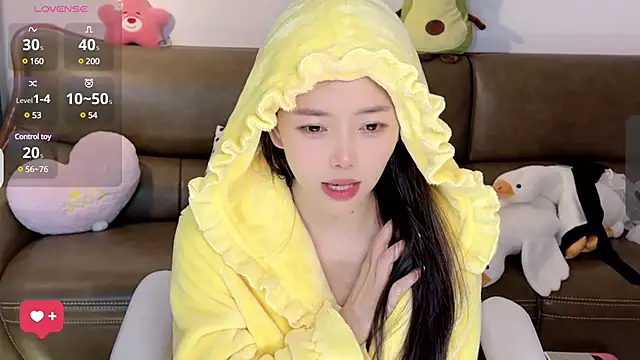 Snapshot of Yilin1999 chatting on 9, 3, 2025 Yilin1999 online show from 9, 3, 2025