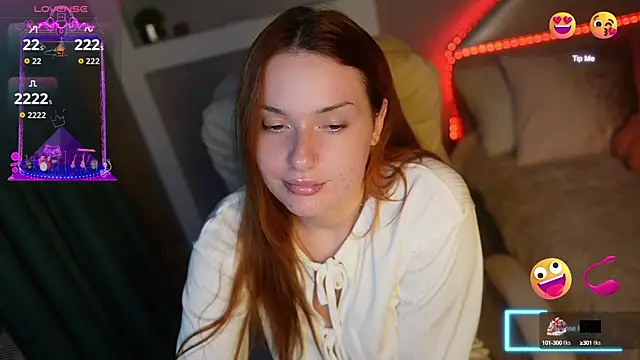 LisaElfy online show from 9, 10, 2025