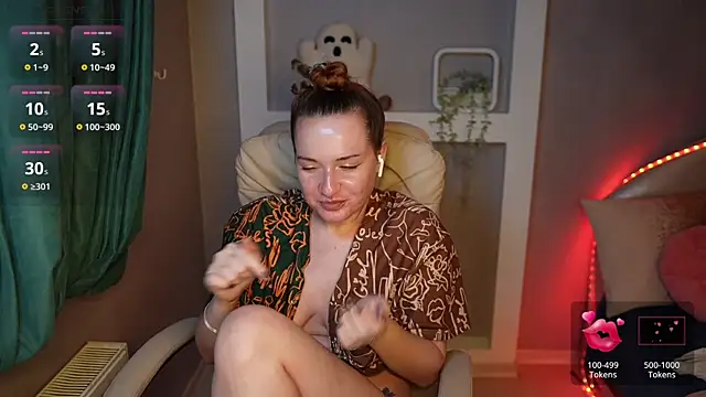 LisaElfy online show from 25, 11, 2025